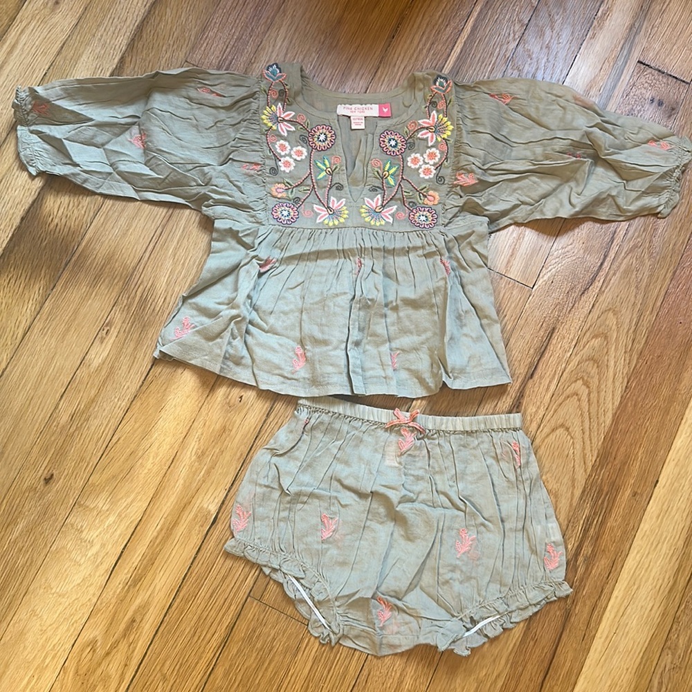 Pink Chicken Baby 2 Pc Bloomer Set